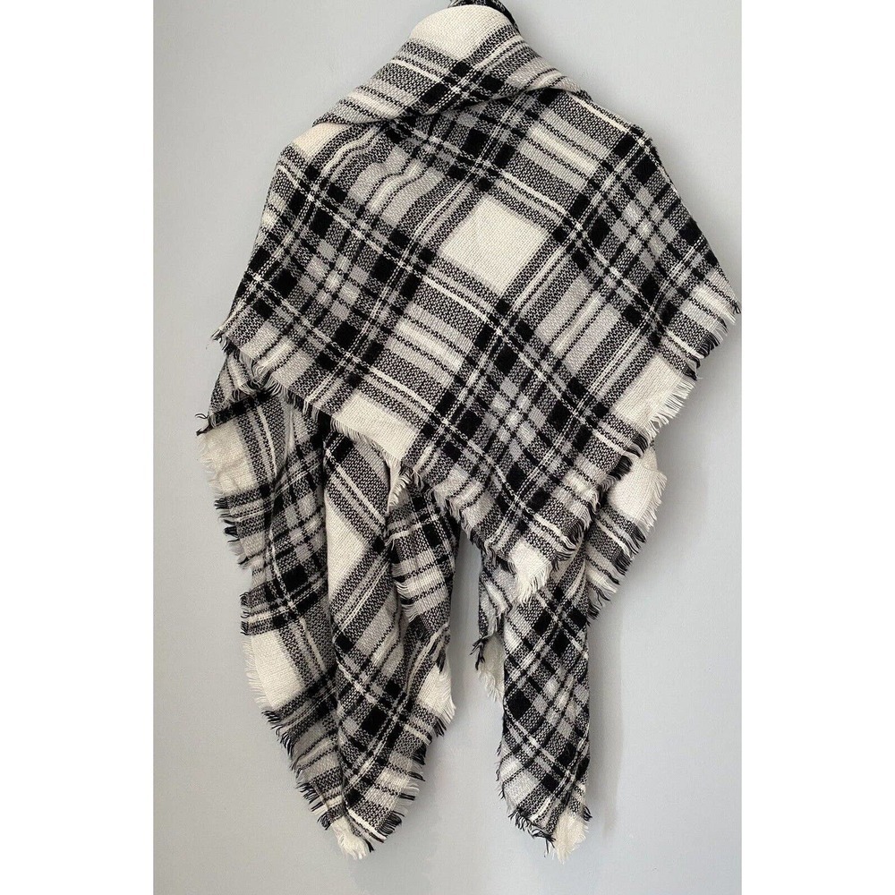 Modcloth Blanket Scarf Black & White Plaid Check Fringe Trim 56" X 56"
